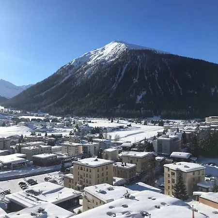 Spectacular View & Location In Apartment Davos