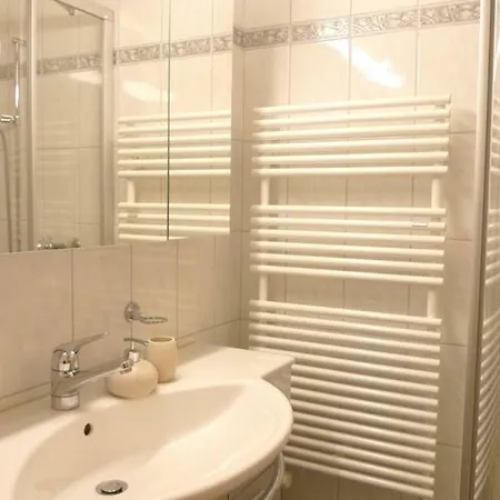 Spectacular View & Location In * Davos